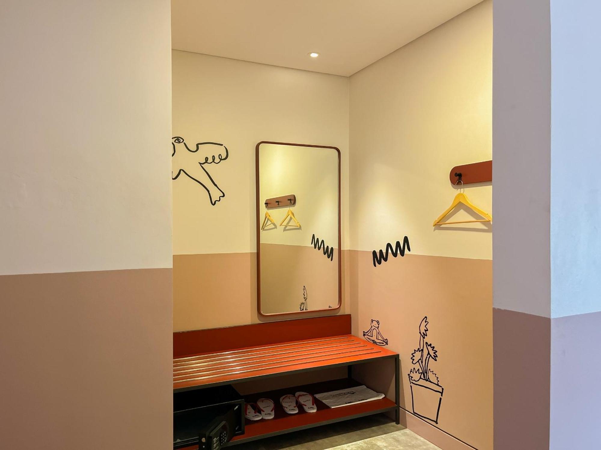 Kotta Go Hotel Tegal Exteriör bild